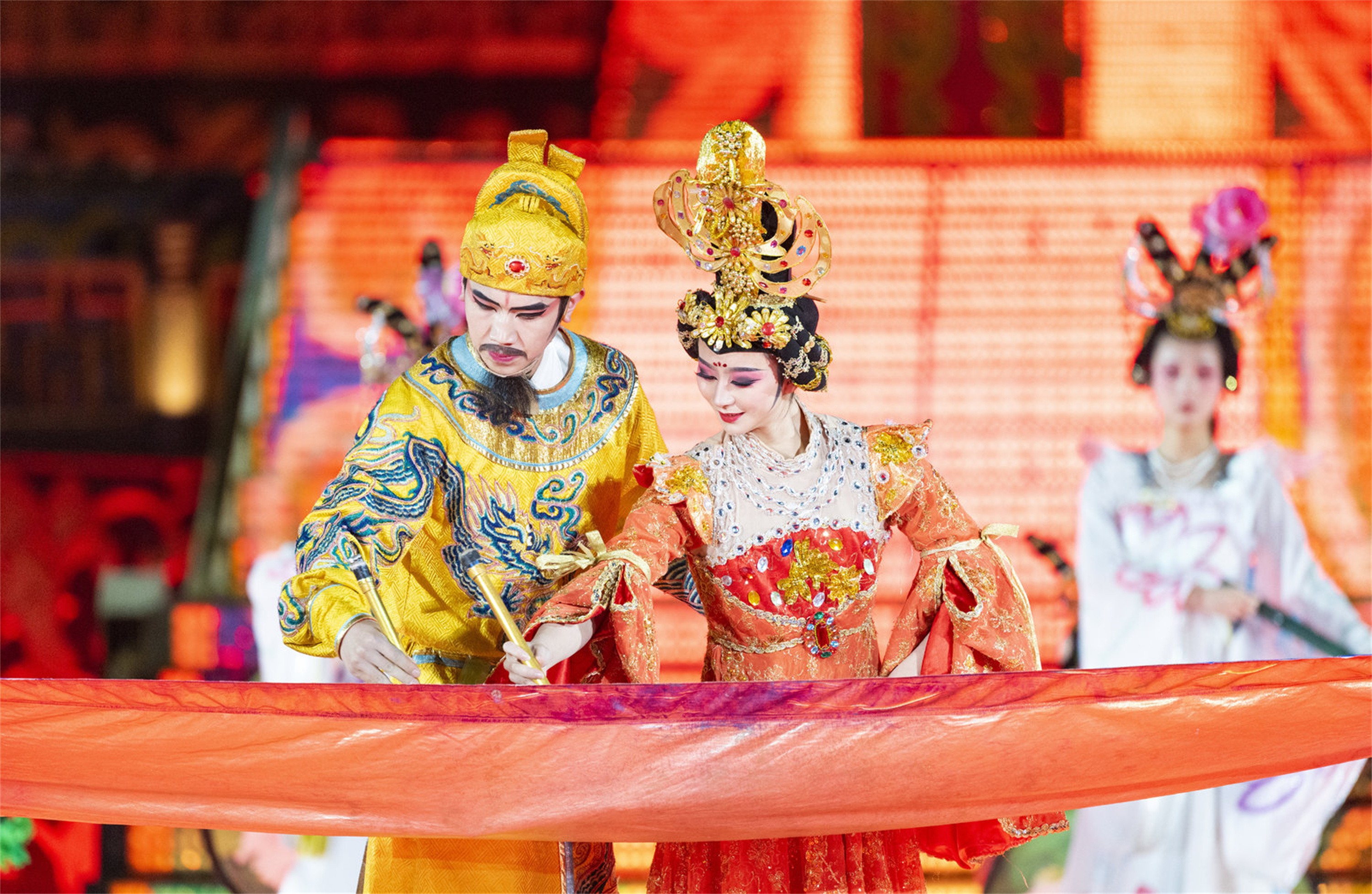 冰火《長(zhǎng)恨歌》明日震撼開(kāi)演！