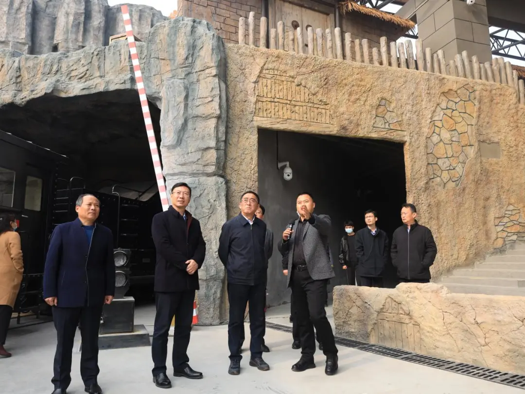 山東省副省長汲斌昌一行前來泰山秀城調(diào)研指導(dǎo)工作(圖3)